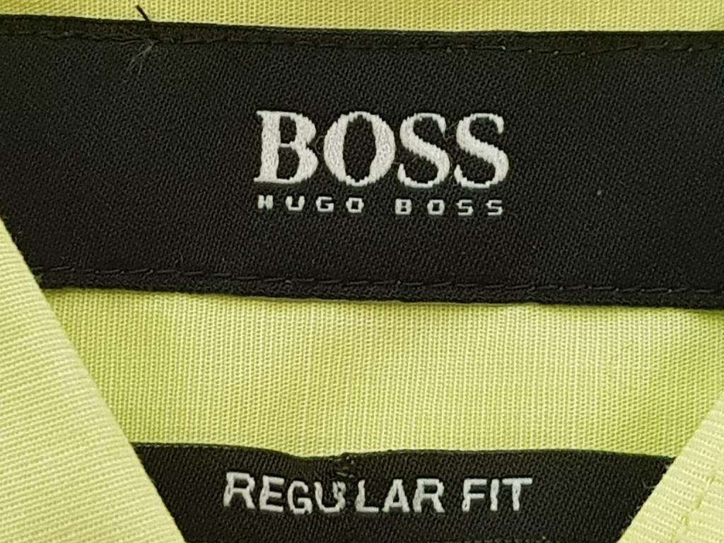 Nieuw Hugo Boss overhemd met groene kleur maat 42, Kleding | Heren, Overhemden, Nieuw, Halswijdte 41/42 (L), Groen, Verzenden