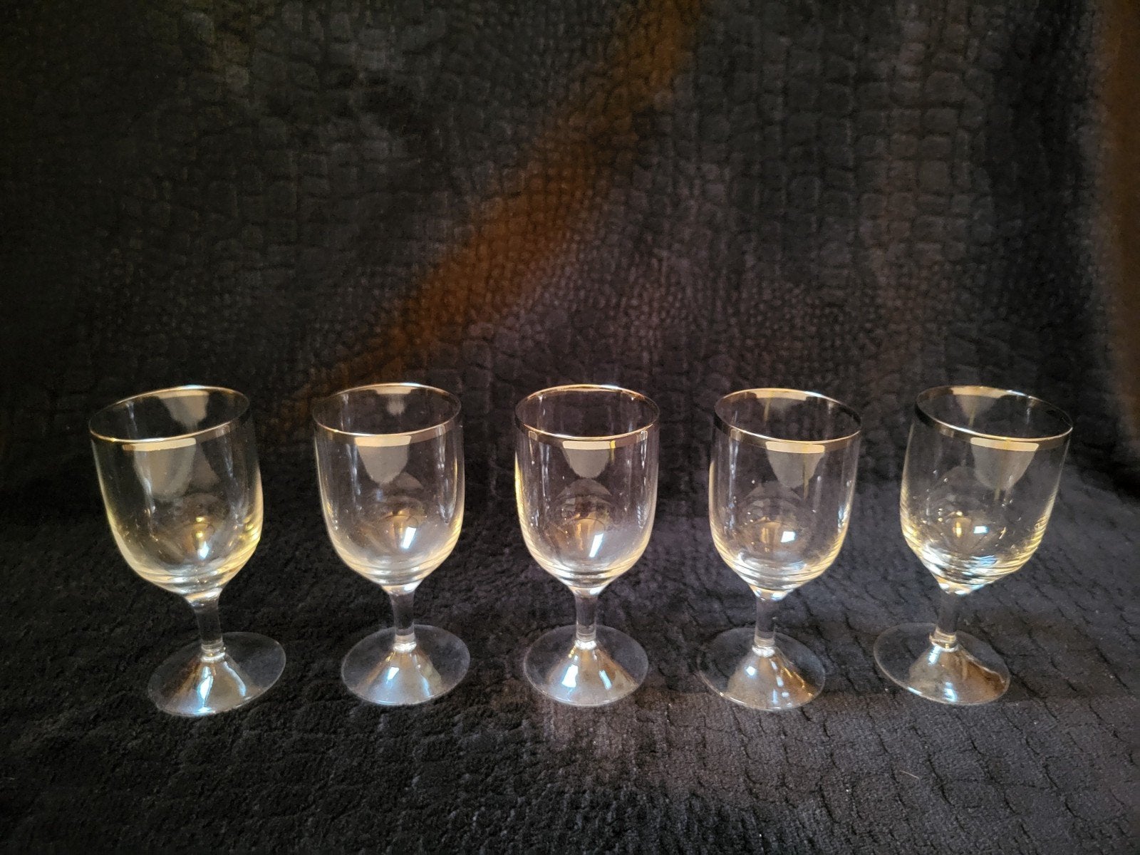 Set van 5 borrelglaasjes van dun glas met gouden rand, Ophalen, Zo goed als nieuw, Borrel- of Shotglas