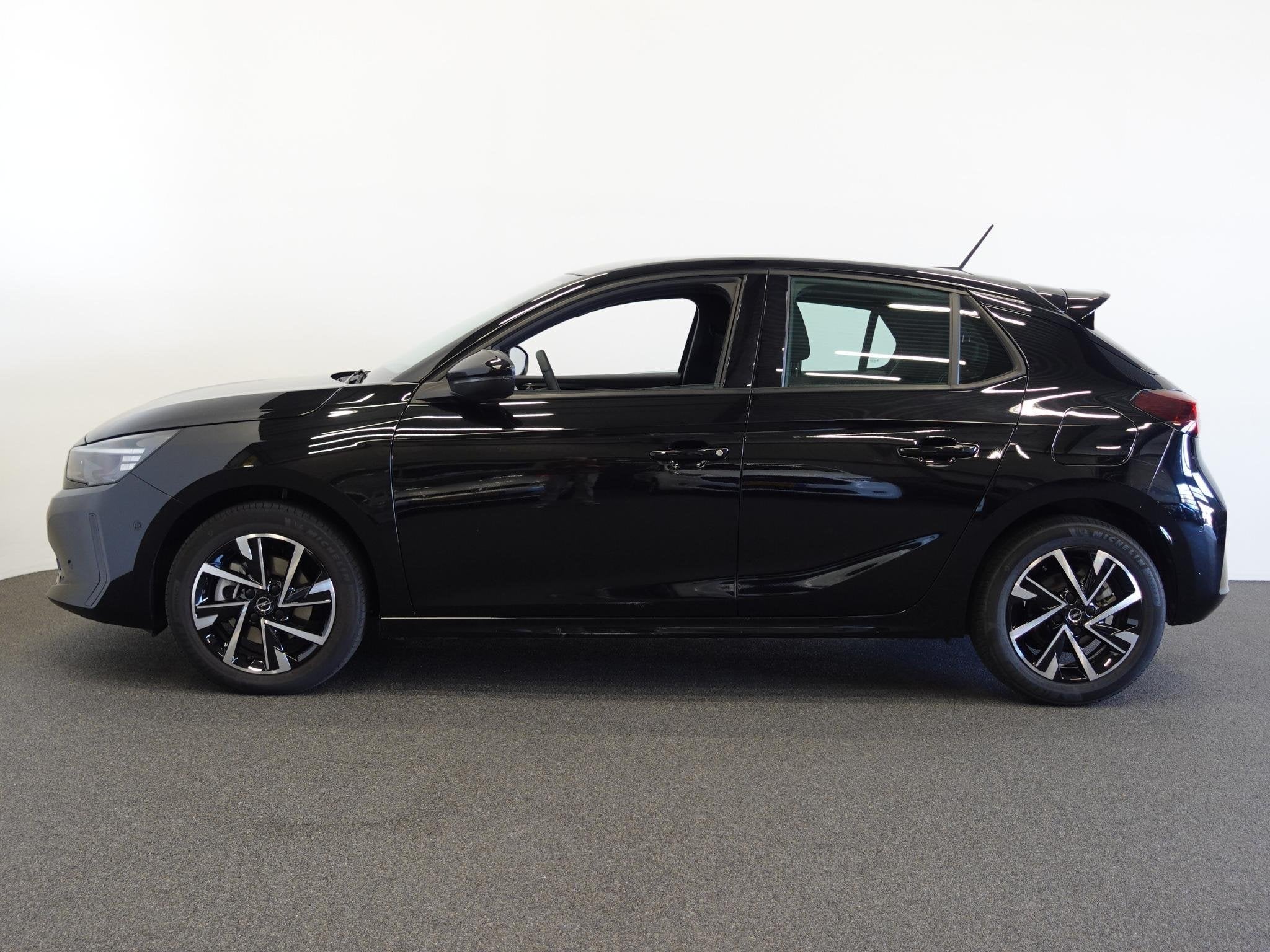 Opel Corsa 1.2 Turbo 100pk Hybrid GS Automaat Navigatie Appl, Stof, Gebruikt, 1199 cc, 610 kg