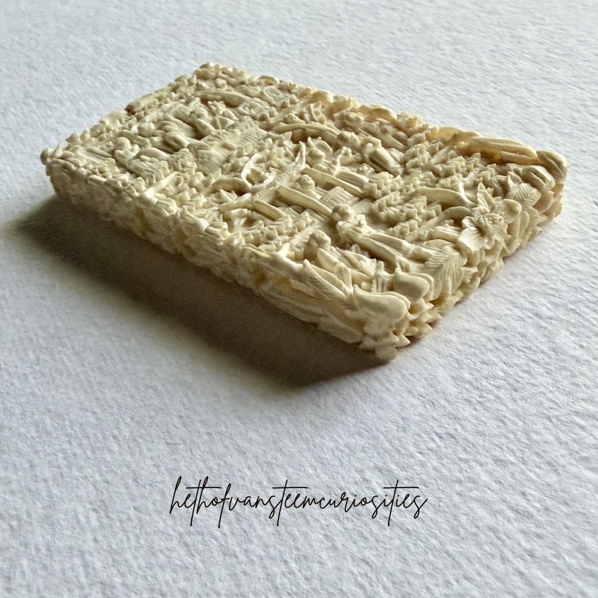 Zeldzame Ivoren Kaartendoos, Canton, ca. 1840-1860, Natuurlijk materiaal, Beige, Doos, Ophalen of Verzenden