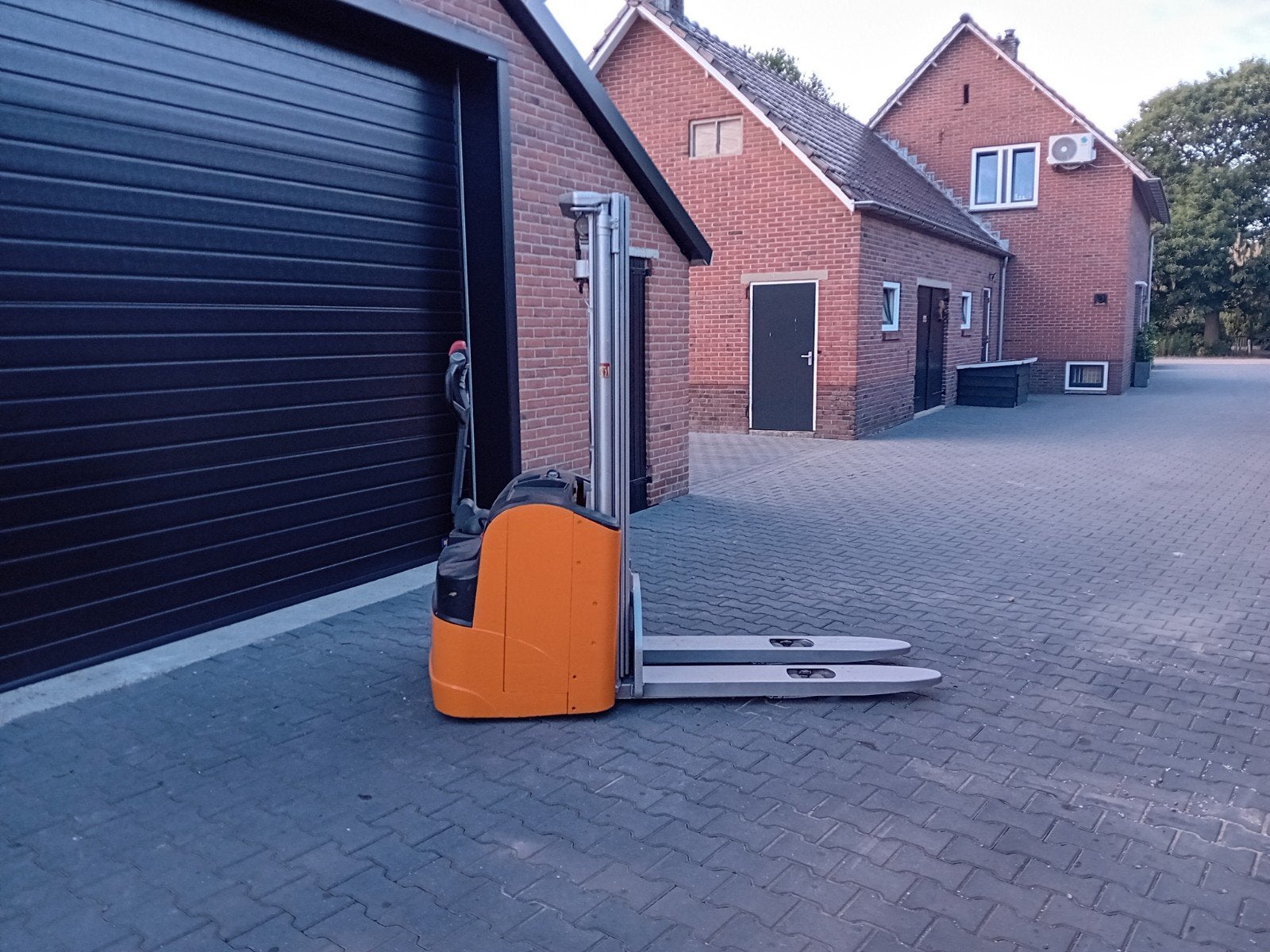 Still egv14 stapelaar elektrische triplex freeilift, Ophalen, Gebruikt