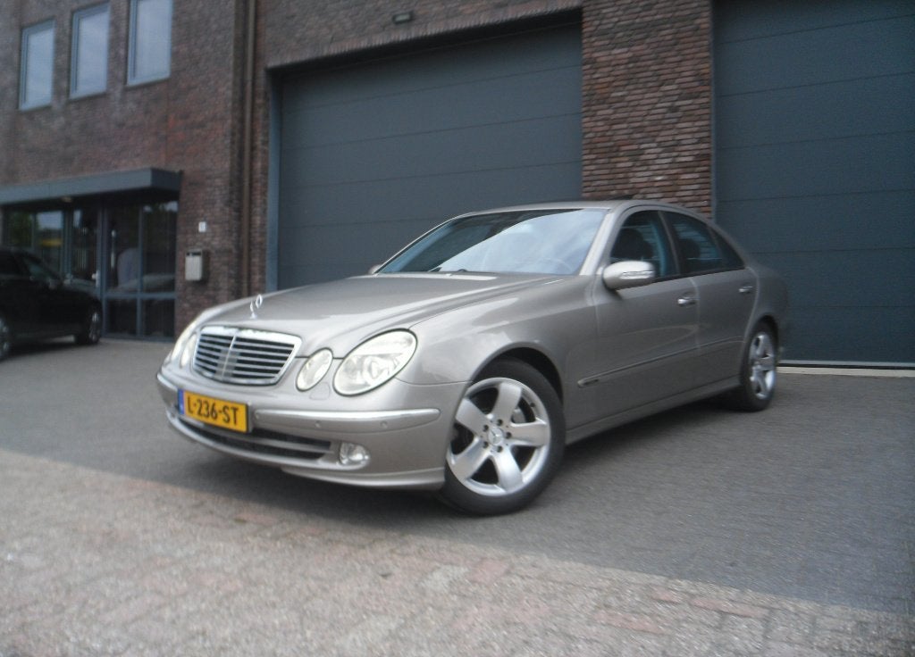 Mercedes-Benz E-klasse E500 5.0 Avantgarde V8 Automaat, Automaat, Leder, Bedrijf, 1625 kg