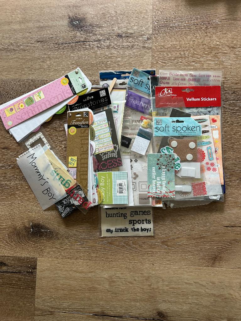 Heel veel scrapbook spullen graag geen onzin biedingen, Ophalen, Nieuw, Versiering of Embellishment