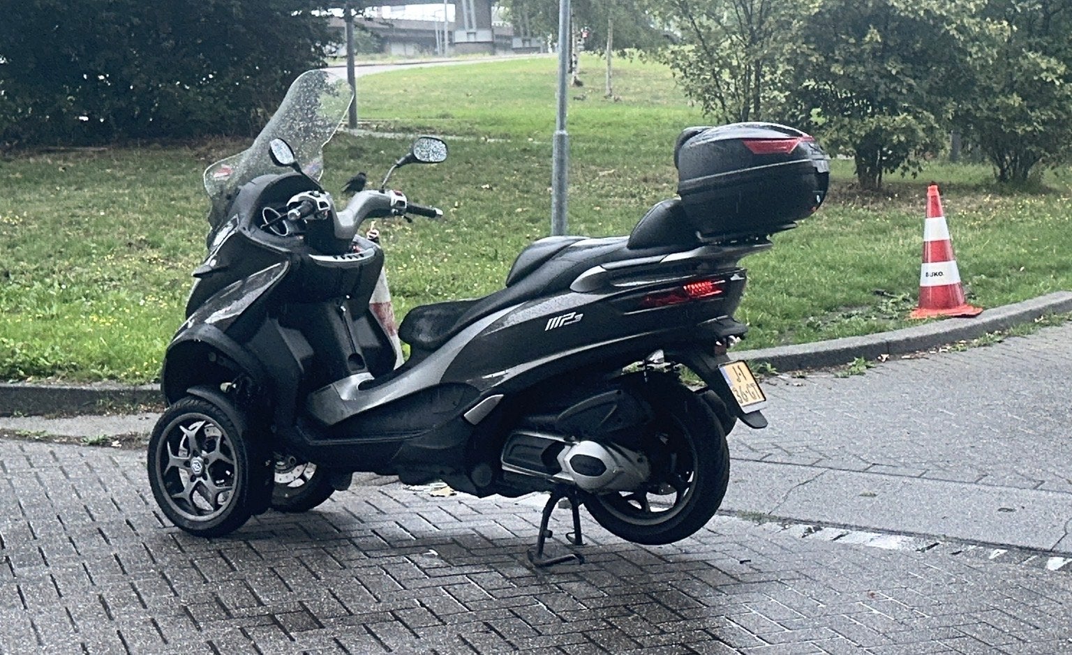 Piaggio MP3 300 met CarPlay/Android Auto autorijbewijs, 300 cc, Motorrijbewijs A, Gebruikt, Particulier
