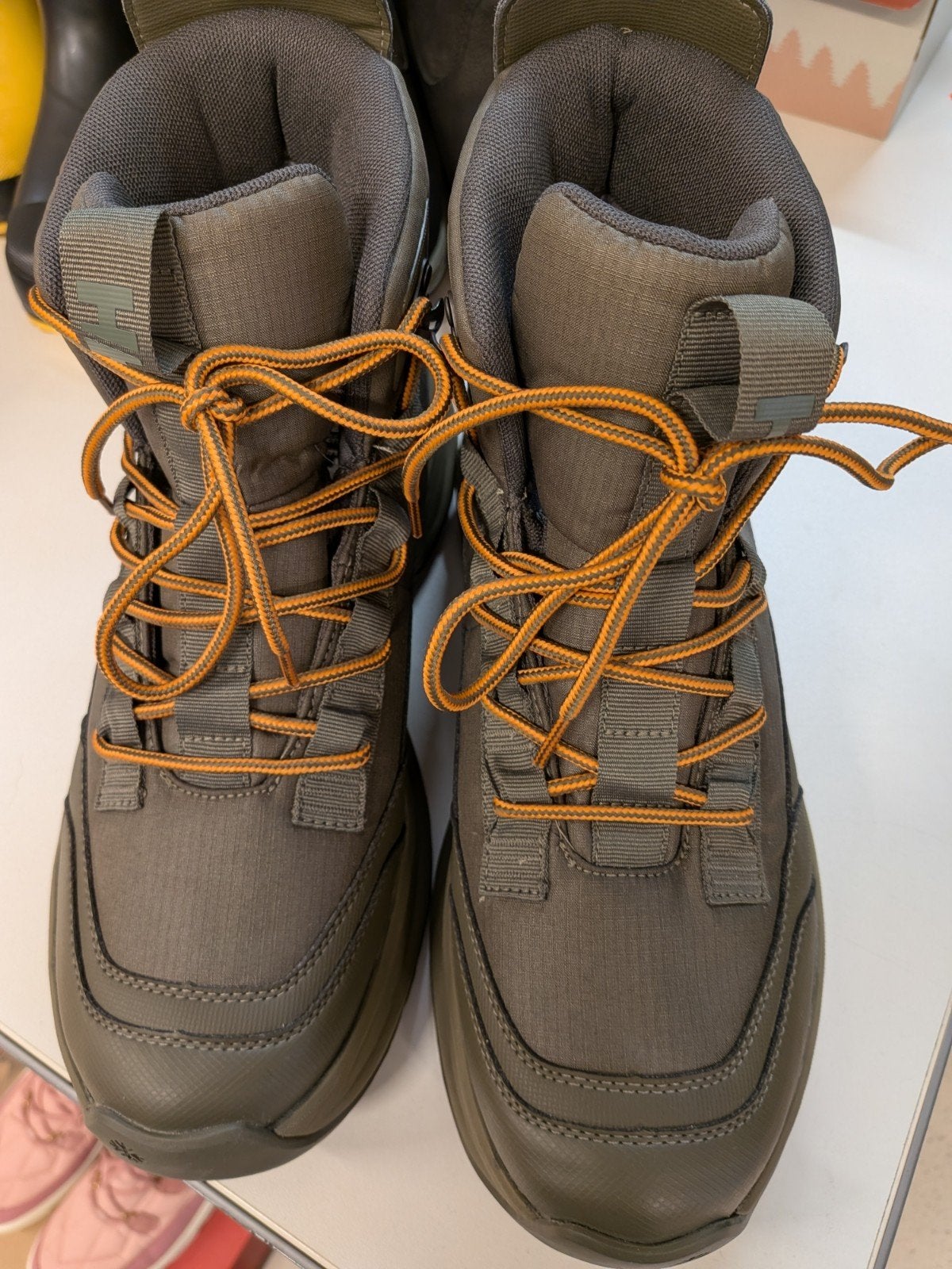 Helly Hansen waterdichte wandelschoenen, maat 42.5, Nieuw, Ophalen of Verzenden, Wandelschoenen of Bergschoenen, Overige kleuren