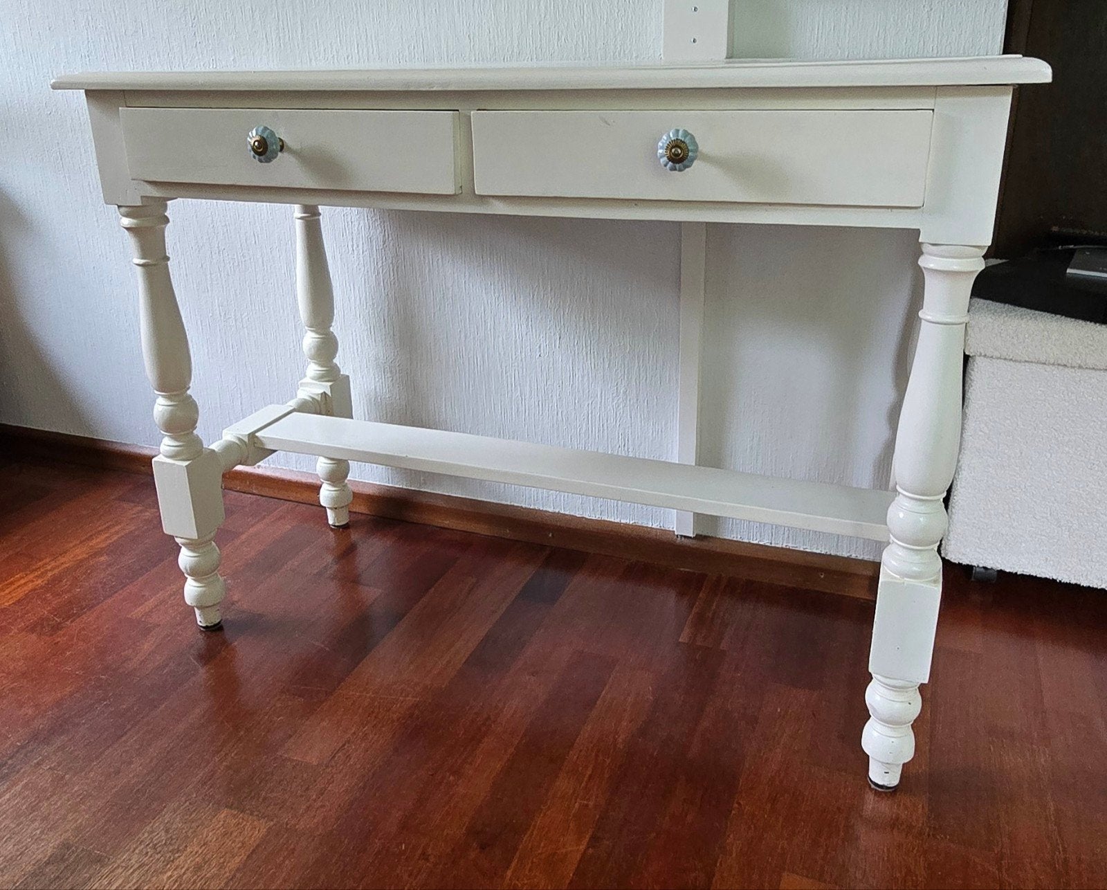 Brocante Bureau/Sidetable met gedraaide poten en lades, Ophalen, Gebruikt