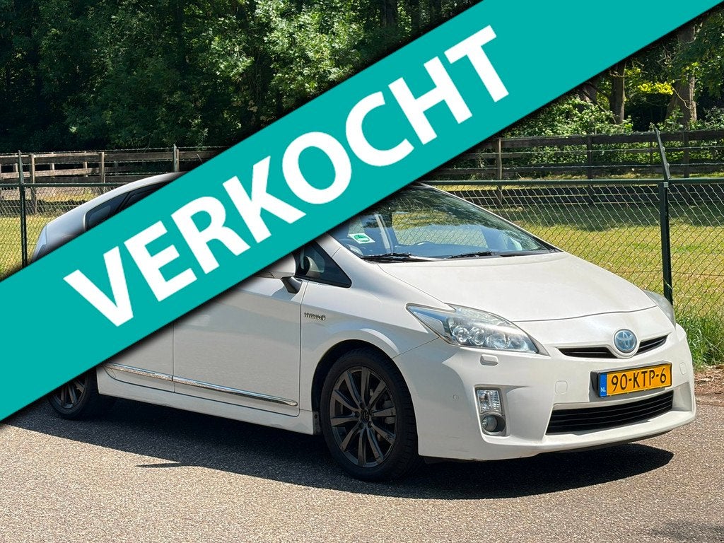 Toyota Prius 1.8 Executive Business /Pano/Xenon/Camera/, Gebruikt, 4 cilinders, Wit, Bedrijf