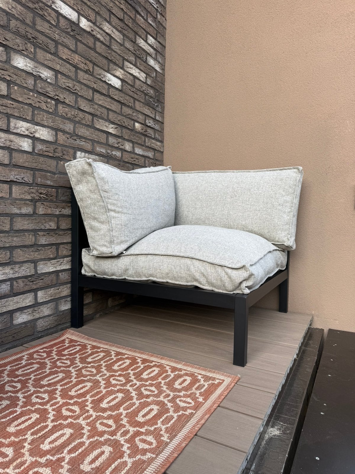 Tuinhoek stoel met kussens | zwart metaal |zo goed als nieuw, Tuin en Terras, Ophalen, Zo goed als nieuw, Metaal