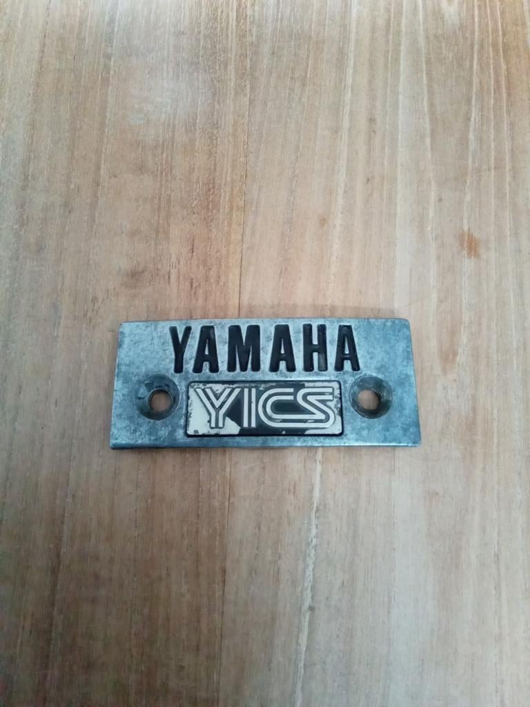 Embleem Yamaha Yics, Motoren, Ophalen