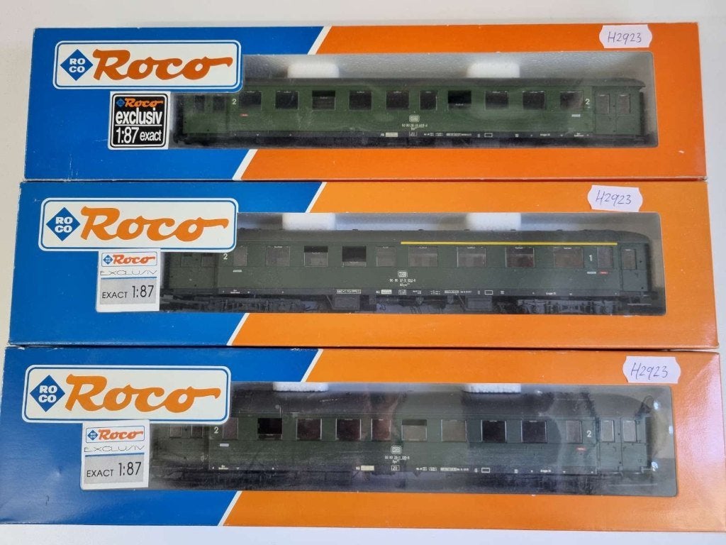 Roco 44550/44552 - Drie "Eilzugwagen" van de DB (IV), Gelijkstroom, Wagon, Ophalen of Verzenden, Zo goed als nieuw