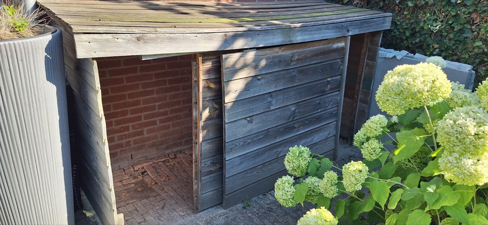 Gratis houten omheining voor 4 afvalcontainers (Otto’s), Ophalen, Gebruikt, Hout, Containerberging