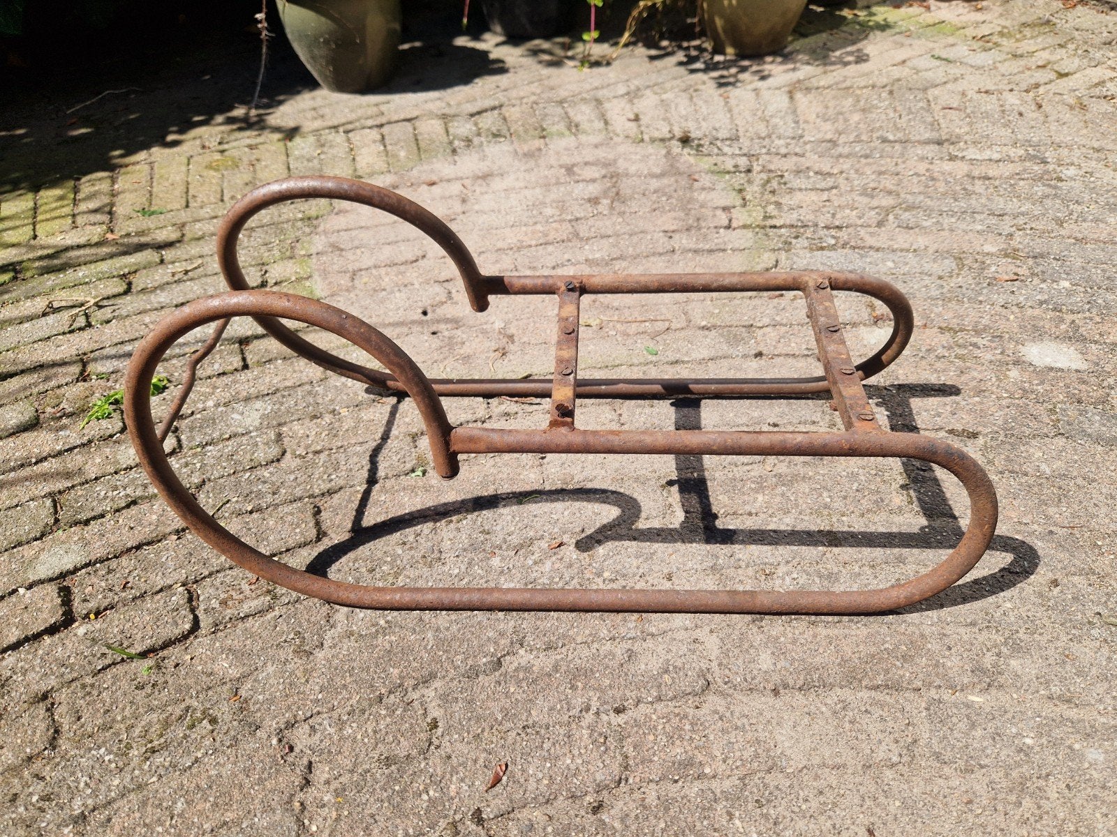 Antieke ijzeren slee - Decoratief roestig object, Ophalen