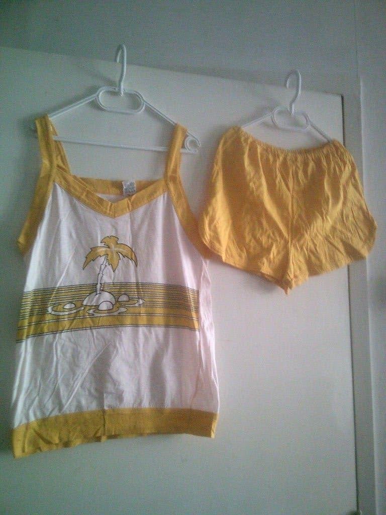 vintage zomersetje, Verzenden, Geel, Zo goed als nieuw, Korte mouw
