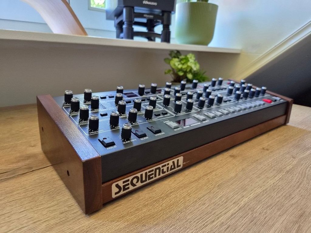 Sequential prophet 6 incl. garantie en decksaver, Muziek en Instrumenten, Synthesizers, Ophalen of Verzenden, Zo goed als nieuw