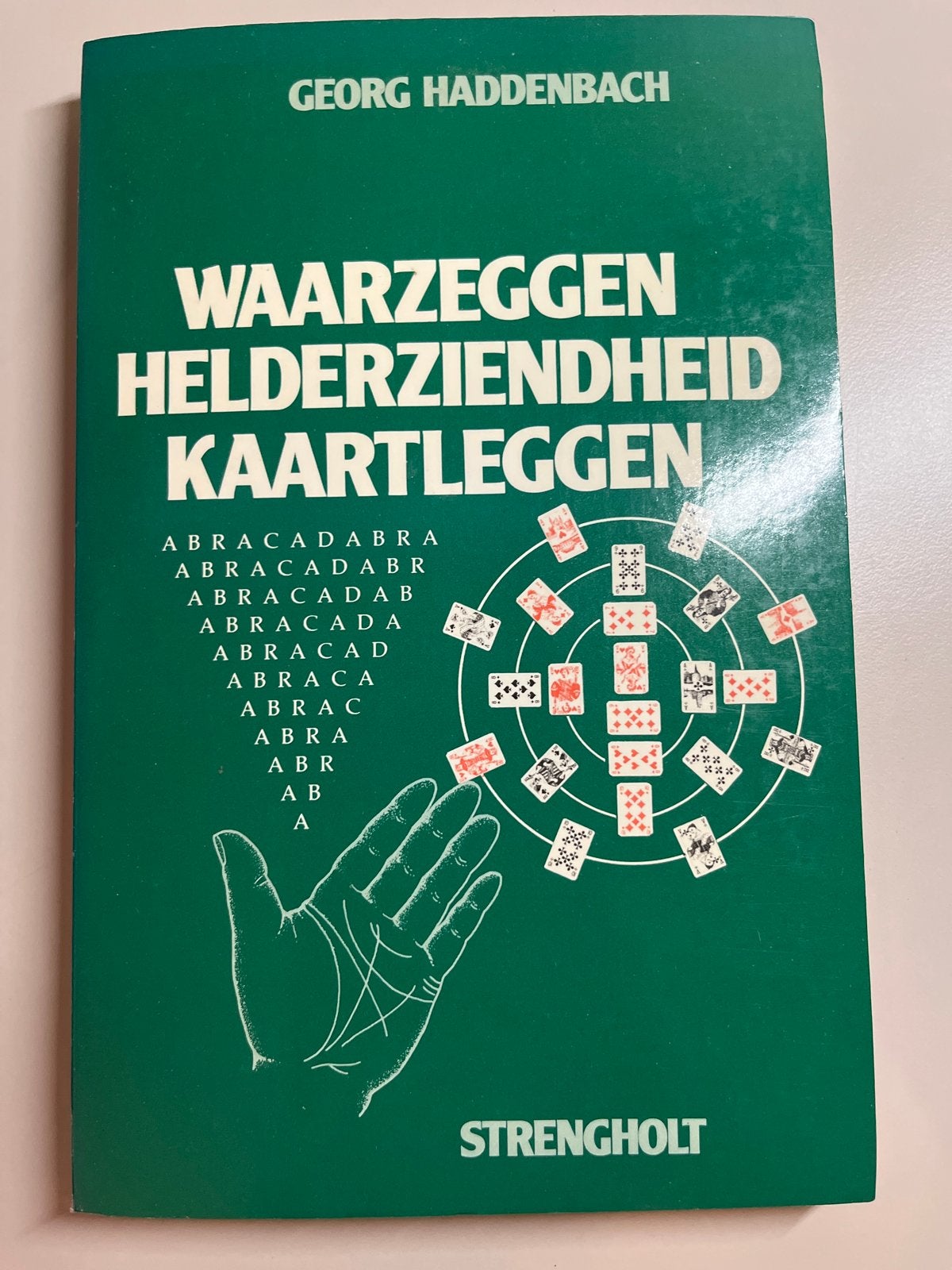 Waarzeggen, Helderziendheid, Kaartleggen - Georg Haddenbach, Ophalen of Verzenden, Gelezen, Tarot of Kaarten leggen, Achtergrond en Informatie