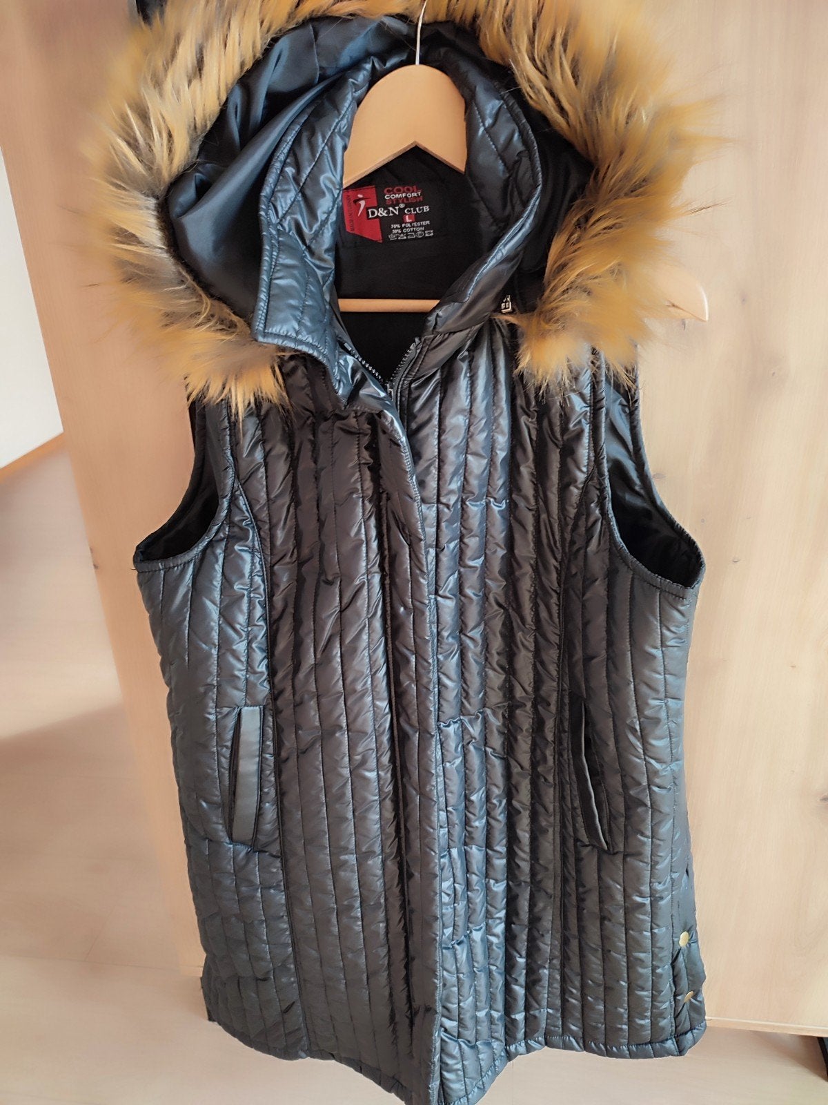 Mooie dames bodywarmer te koop., Kleding | Dames, Bodywarmers, Ophalen of Verzenden, Zo goed als nieuw, Maat 42/44 (L)