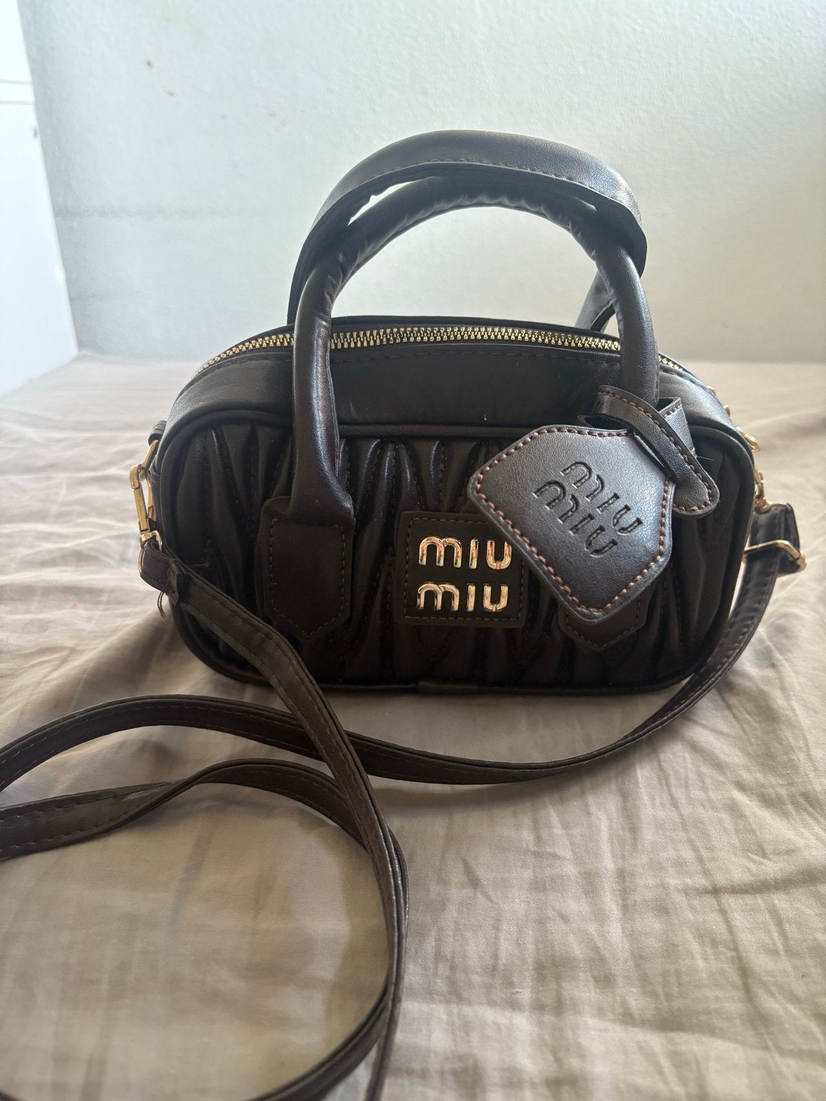 Miu Miu Handtasje - Donkerbruin, Sieraden, Tassen en Uiterlijk, Ophalen of Verzenden, Gebruikt, Bruin, Handtas
