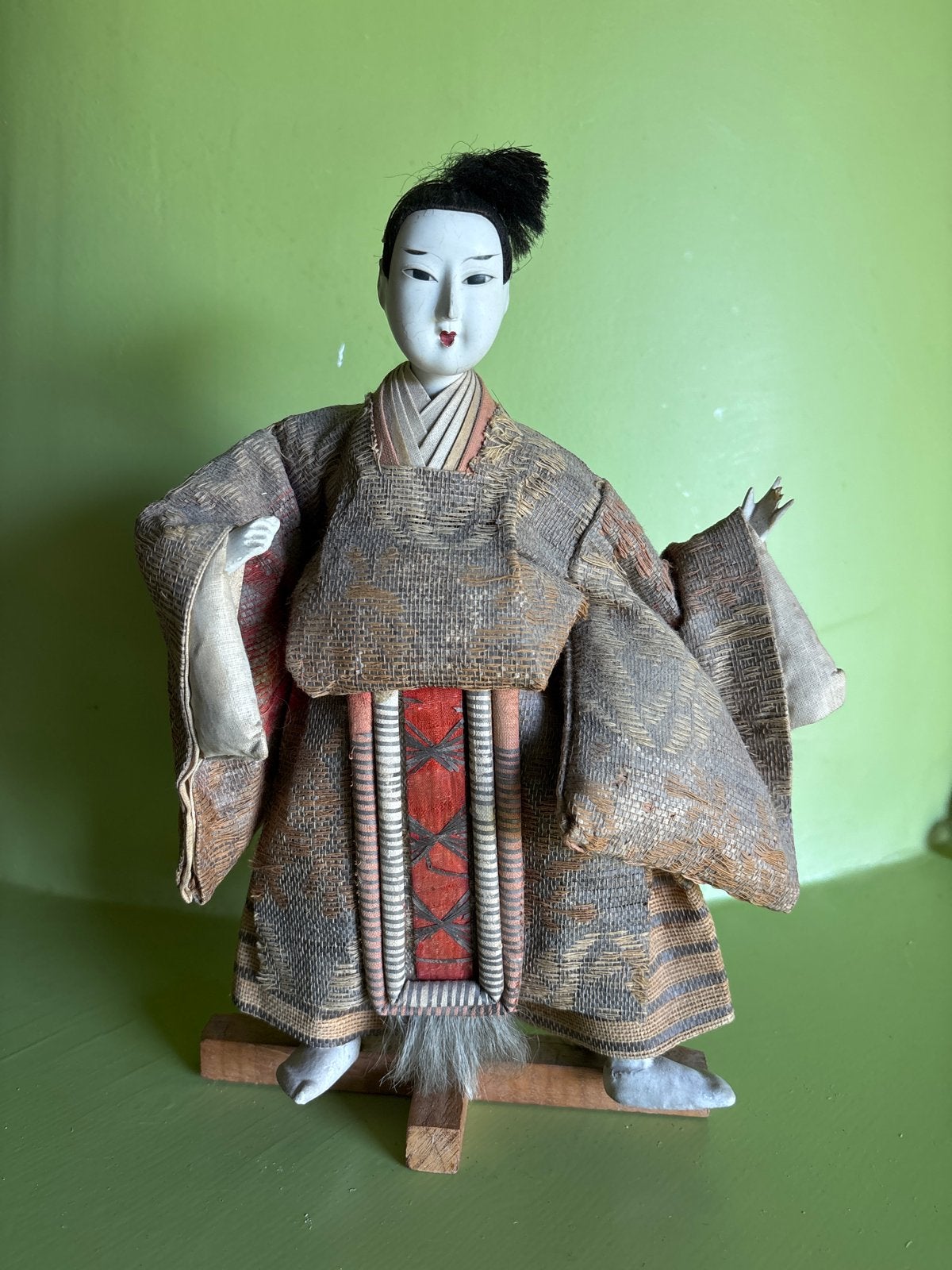 Antieke Japanse pop in traditionele klederdracht, Ophalen of Verzenden, Gebruikt, Pop