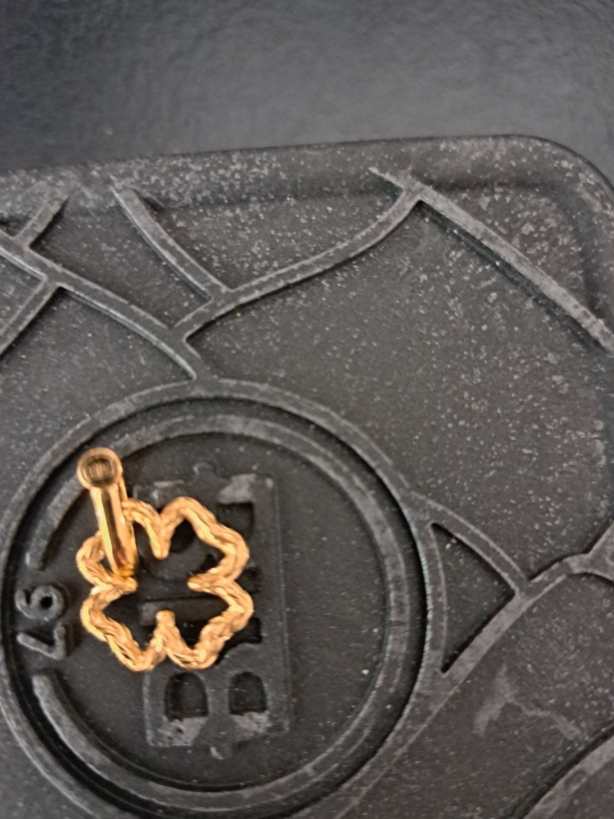 Te koop: Buddha-to-buddha hanger, Sieraden, Tassen en Uiterlijk, Kettinghangers, Ophalen of Verzenden, Zo goed als nieuw, Zilver