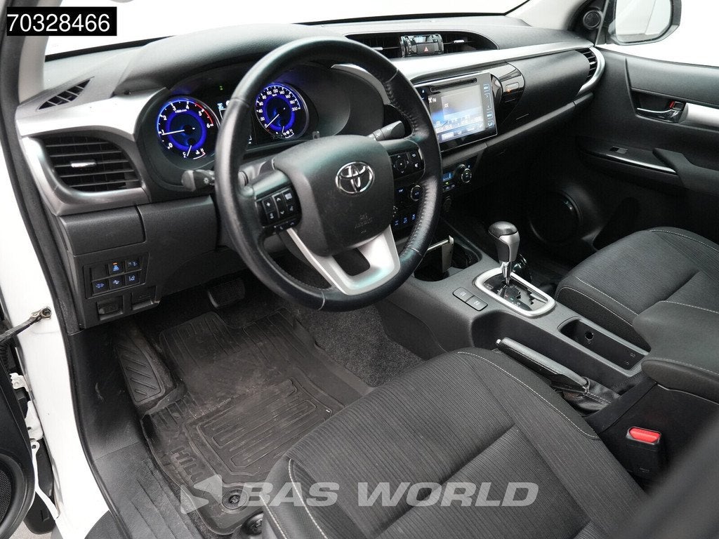 Toyota Hilux 2.4 D-4D Automaat Double Cab 4WD 4x4 Airco Came, Auto's, Toyota, Automaat, Stof, Gebruikt, Euro 6