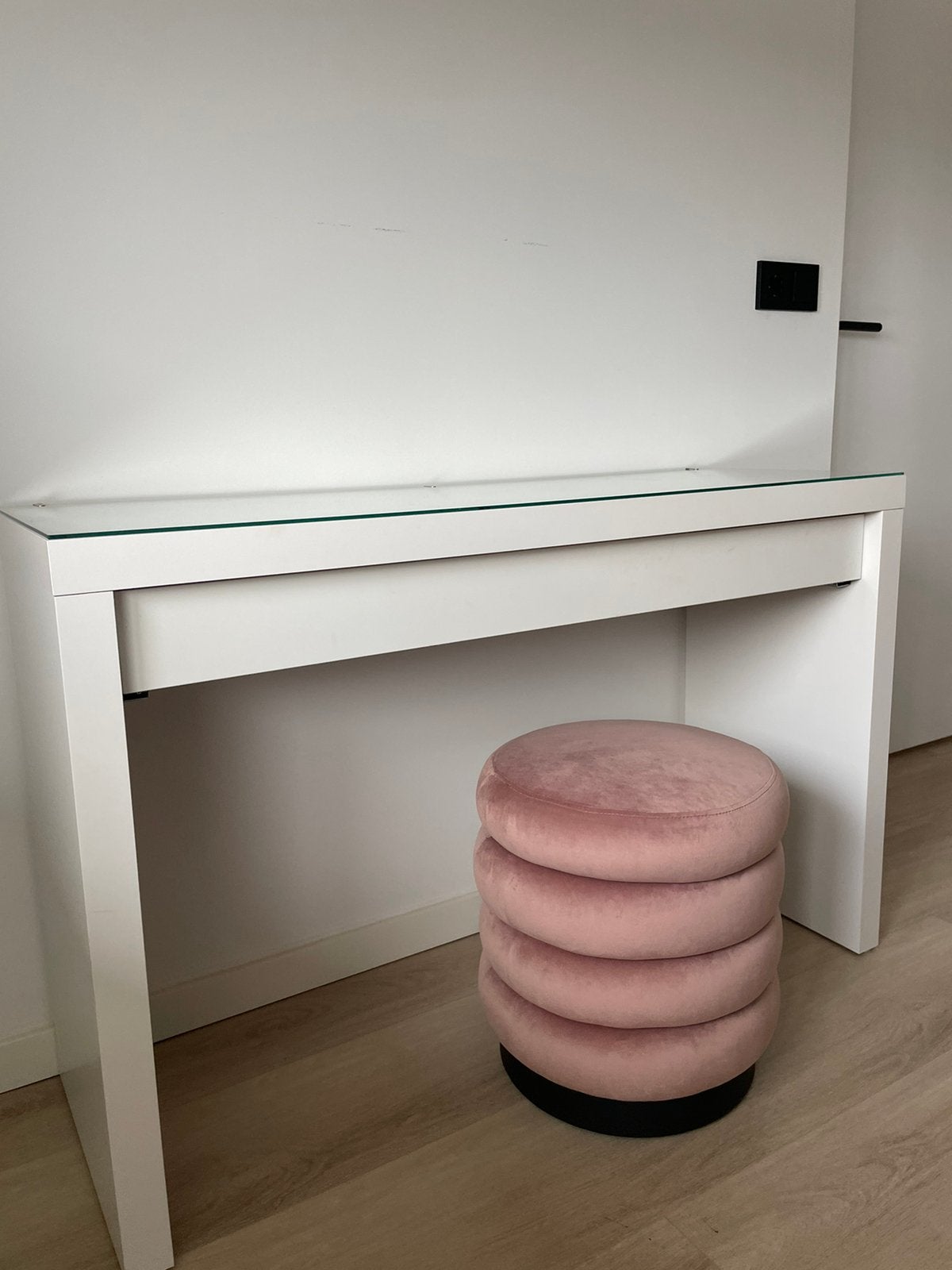 MALM toilettafel, IKEA, wit, Ophalen, 50 tot 100 cm, Zo goed als nieuw, 25 tot 50 cm