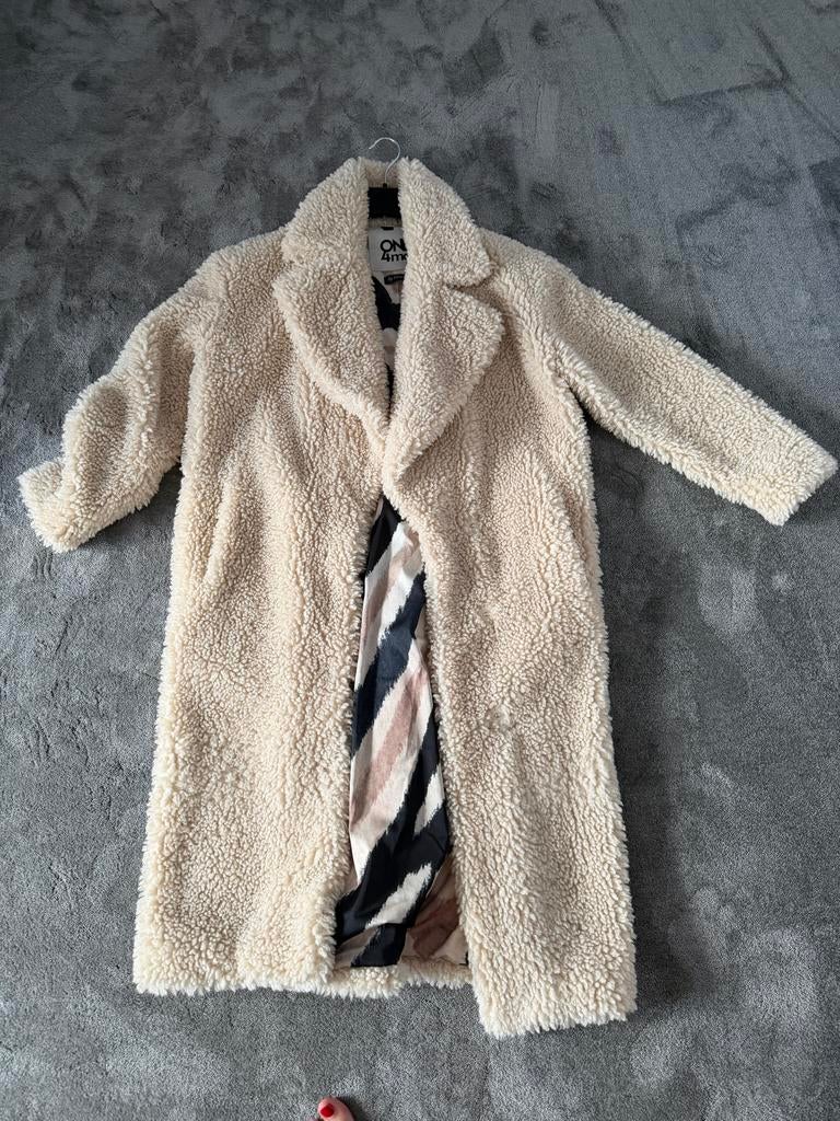 ONE 4 ME by Grace Teddy Jas Crème Maat M, Ophalen of Verzenden, Zo goed als nieuw
