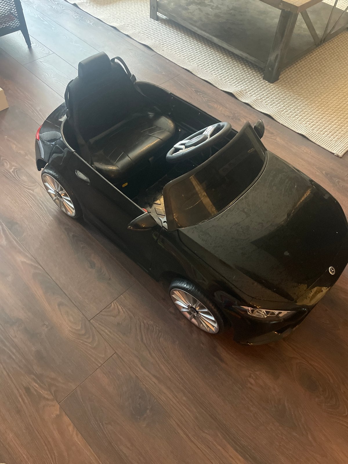 Zwarte Mercedes-Benz elektrische kinderauto, Ophalen of Verzenden, Gebruikt
