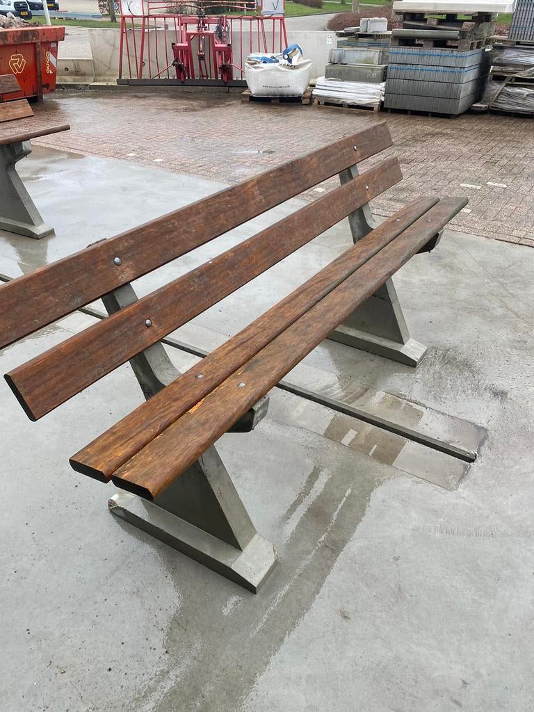 Bank met betonvoet 2 meter uitvoering, Tuin en Terras, Ophalen of Verzenden, Zo goed als nieuw, Rechthoekig, Hout