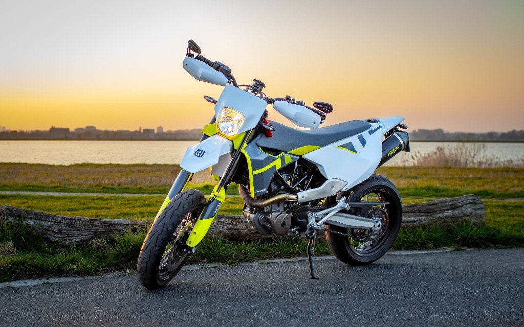 Husqvarna 701 Supermotard ''23, Motoren, Motoren | Husqvarna, 700 cc, Motorrijbewijs A, Gebruikt, Meer dan 35 kW