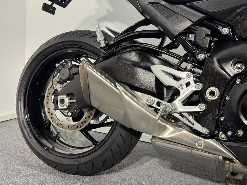 SUZUKI GSX-S 950 (bj 2022), SUZUKI, 4 cilinders, Bedrijf, Onbekend