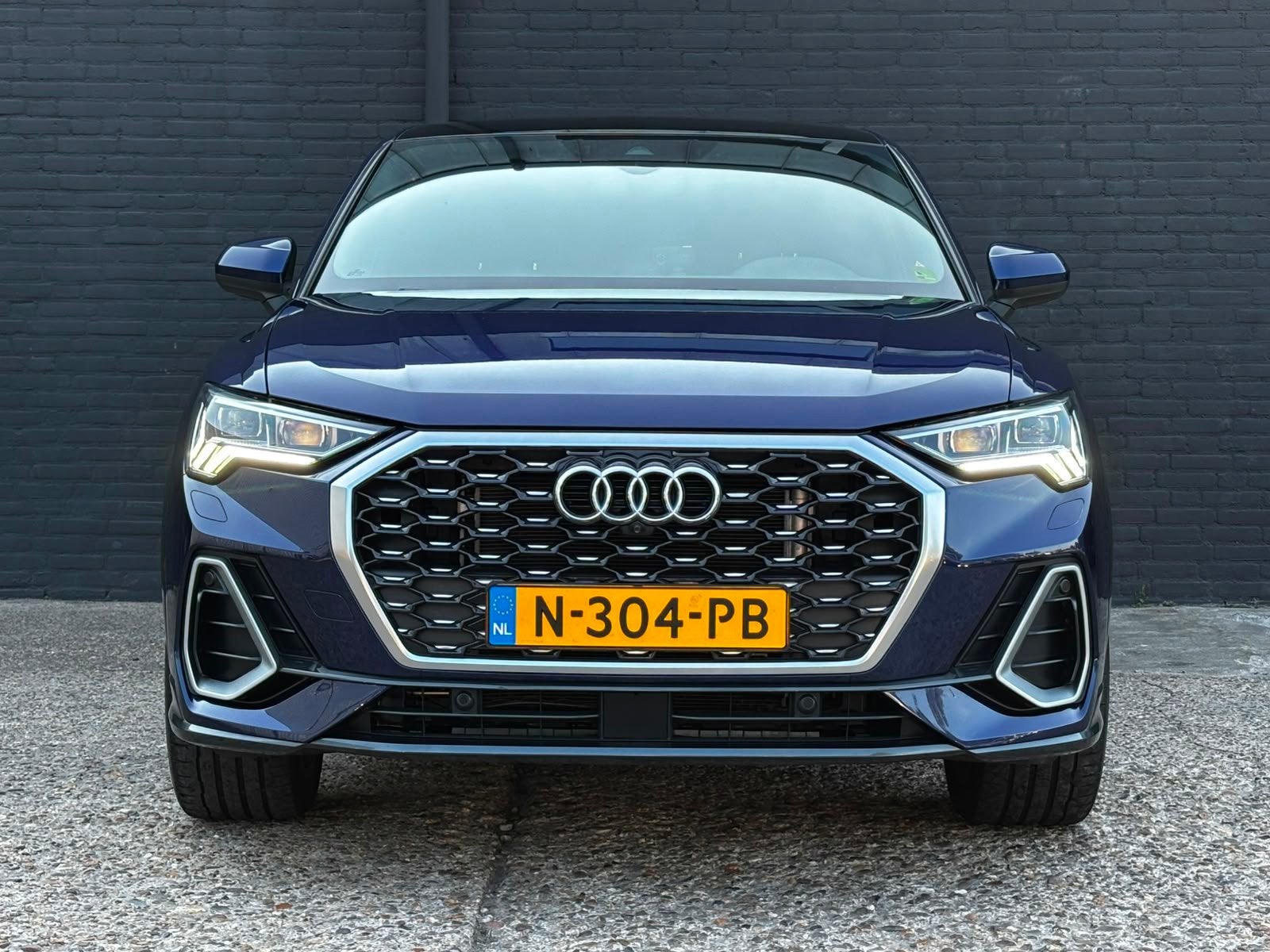 Audi Q3 Sportback 45 TFSI e S Edition PANO|CARPLAY|KEYLESS|N, Auto's, Audi, Dealer onderhouden, Gebruikt, 150 pk, Blauw