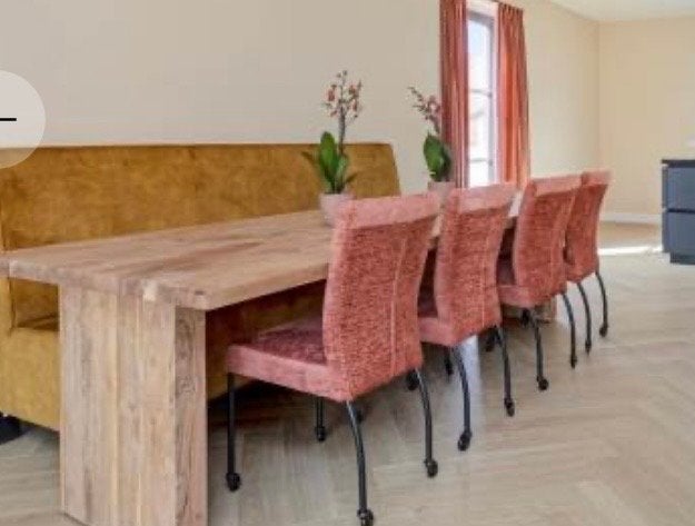 Robuuste houten eettafel, Huis en Inrichting, Ophalen, 100 tot 150 cm, 200 cm of meer, Vijf personen of meer