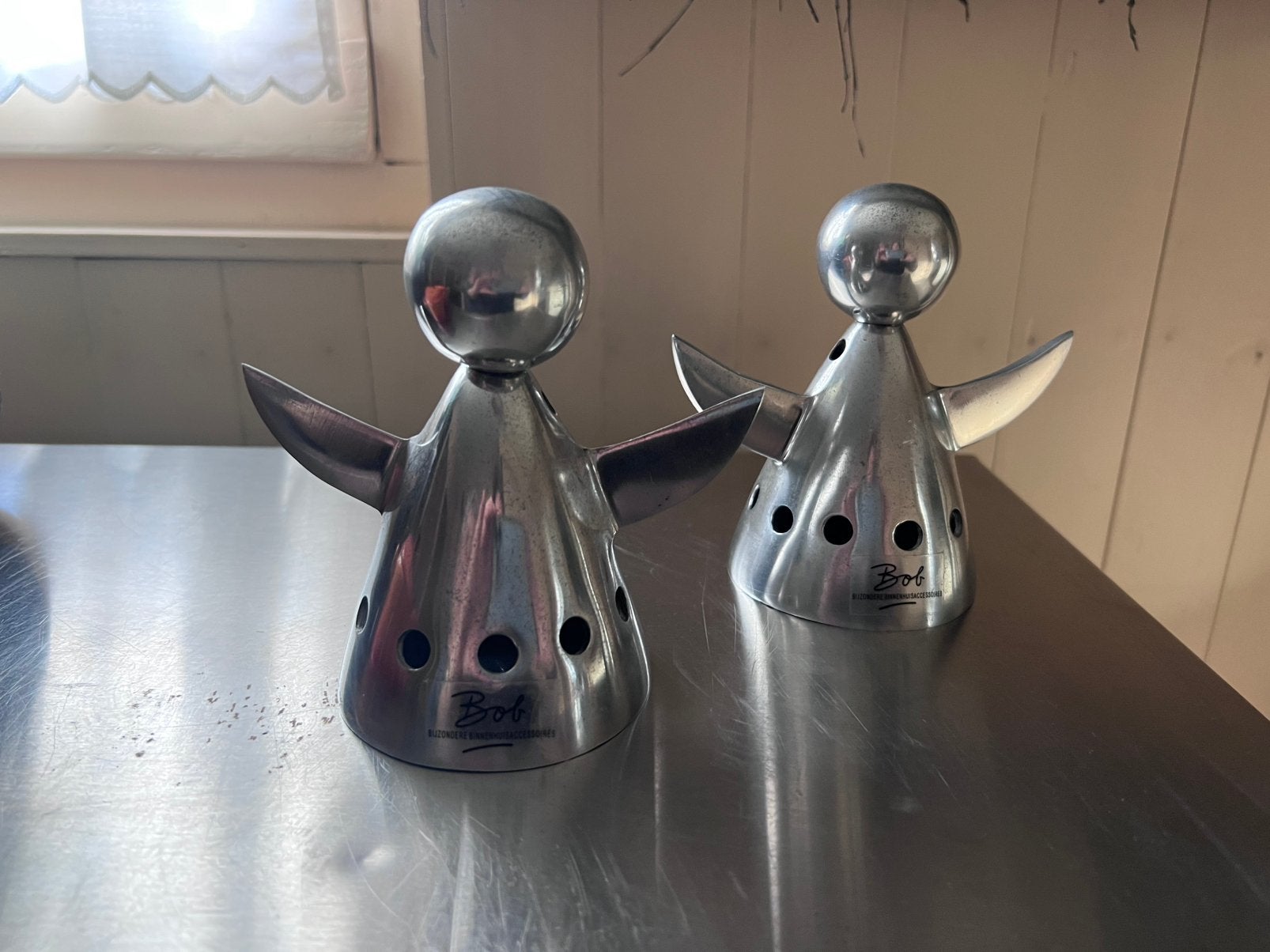 Waxinelichthouder engel metaal BOB design, Ophalen of Verzenden, Zo goed als nieuw, Metaal, Waxinelichthouder