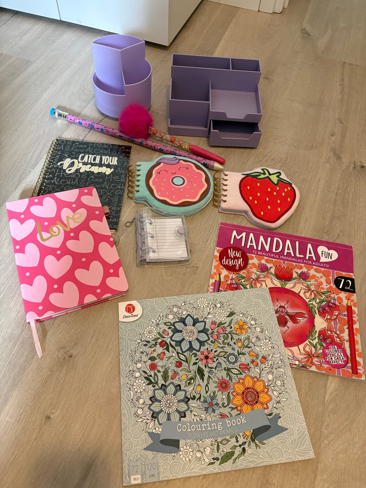 Pakket schriften, tekenen, pennenbakjes, Diversen, Ophalen of Verzenden, Gebruikt