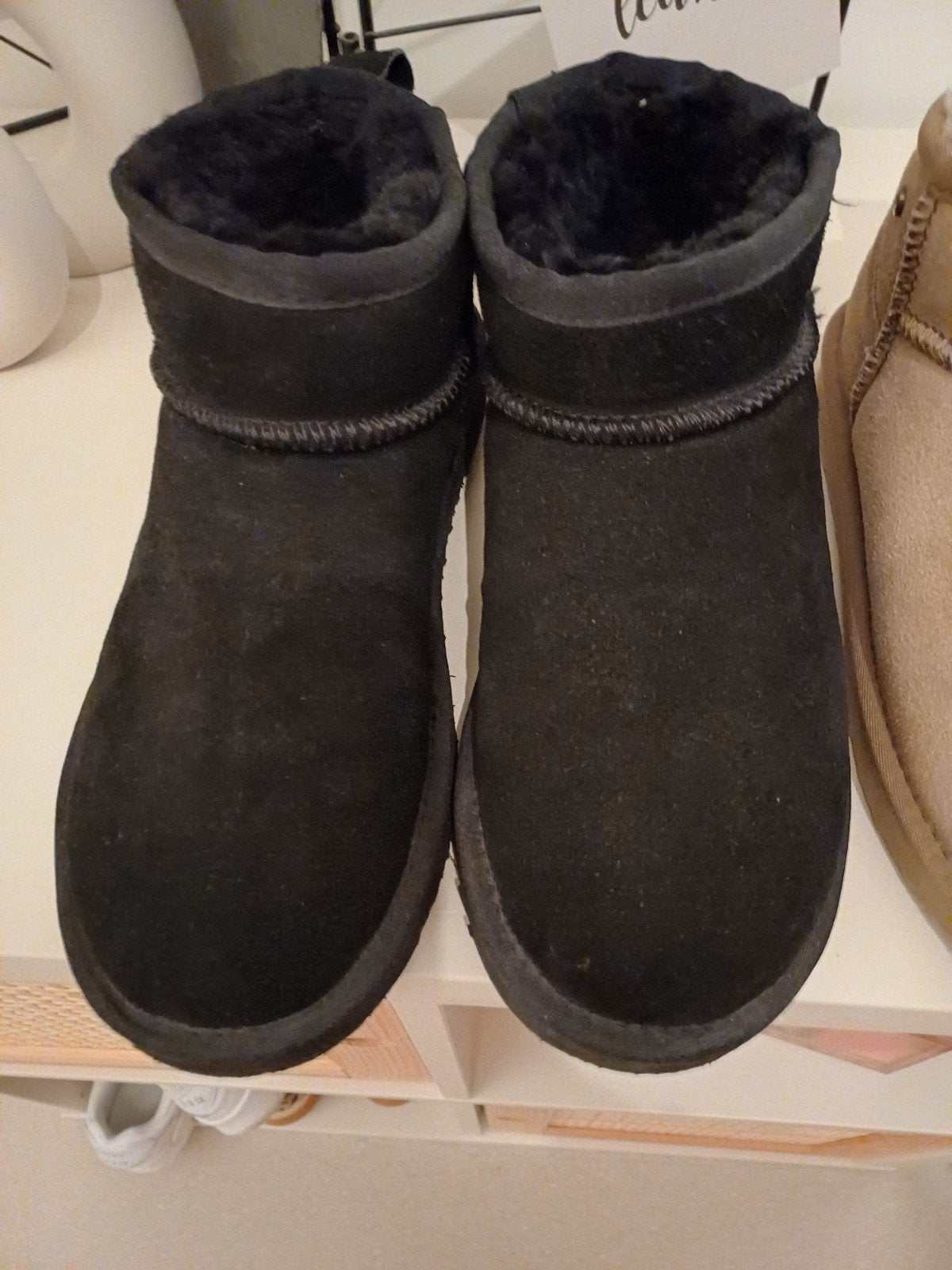 Hush Puppies Laarzen - Zwart en Bruin. maat 38, Zwart, Lage of Enkellaarzen, Ophalen of Verzenden, Zo goed als nieuw