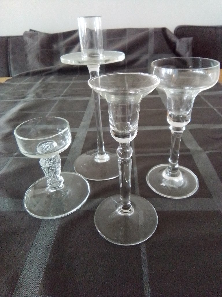4 glazen kaarsen standaards, Ophalen of Verzenden, Zo goed als nieuw, Glas