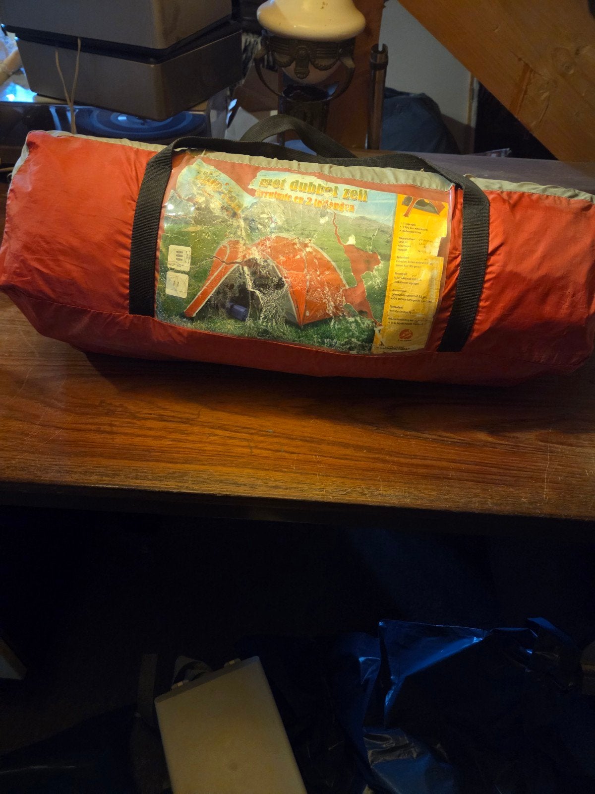 CAMPING Tent, luchtbed, slaapzakken, pannenset en tafeltje, Ophalen, Gebruikt, Overige