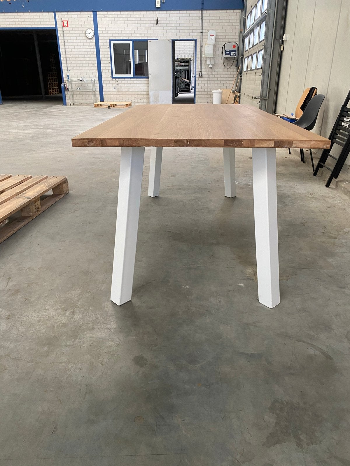 Studio Henk Eetkamertafel Eiken Naturel - 200x90 cm, Ophalen, Eikenhout, 200 cm of meer, 50 tot 100 cm