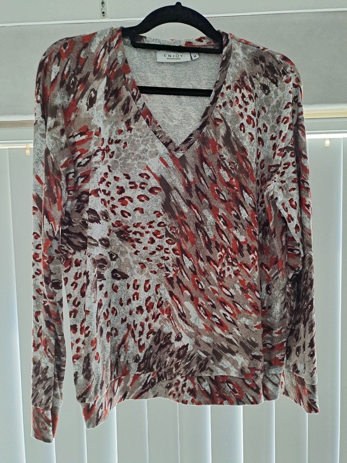 Enjoy Womenswear Trui Maat M - Luipaardprint, Kleding | Dames, Maat 38/40 (M), Meerkleurig, Ophalen of Verzenden, Zo goed als nieuw