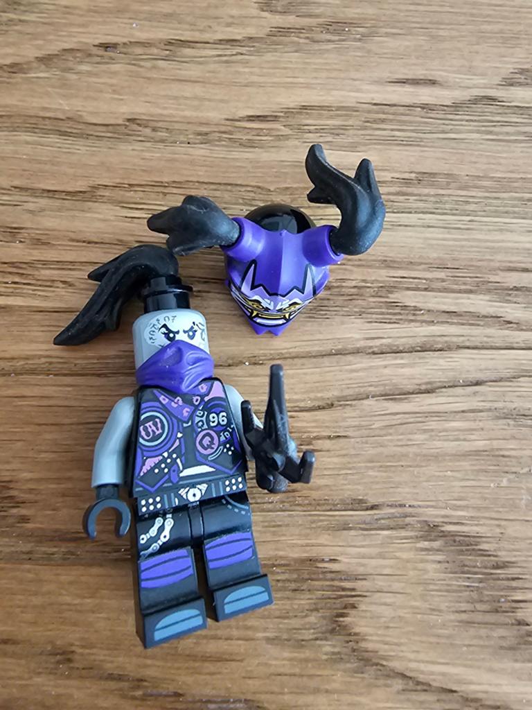 Lego ninjago ultra violet mini figuur, Ophalen of Verzenden