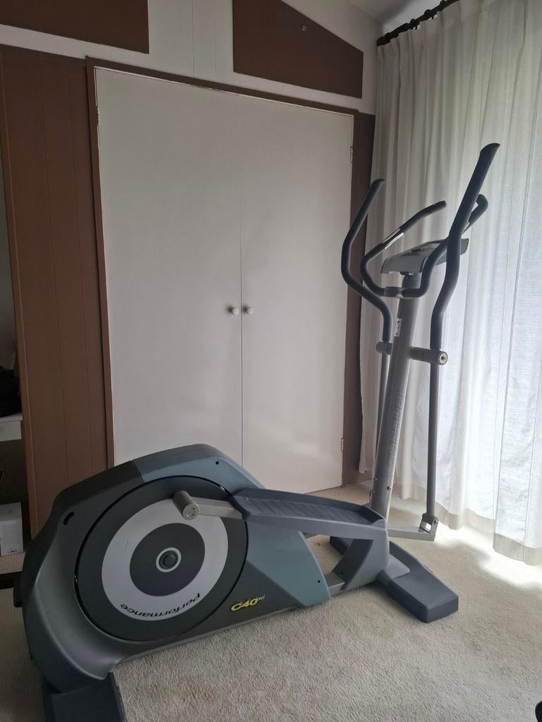 Crosstrainer Tunturi, Ophalen, Zo goed als nieuw, Buik, Crosstrainer