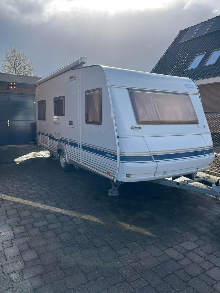 Zeer nette Wilk S-4 van 2005, 4.95, met enkele bedden, Kachel, Rondzit, Particulier, 4 tot 5 meter