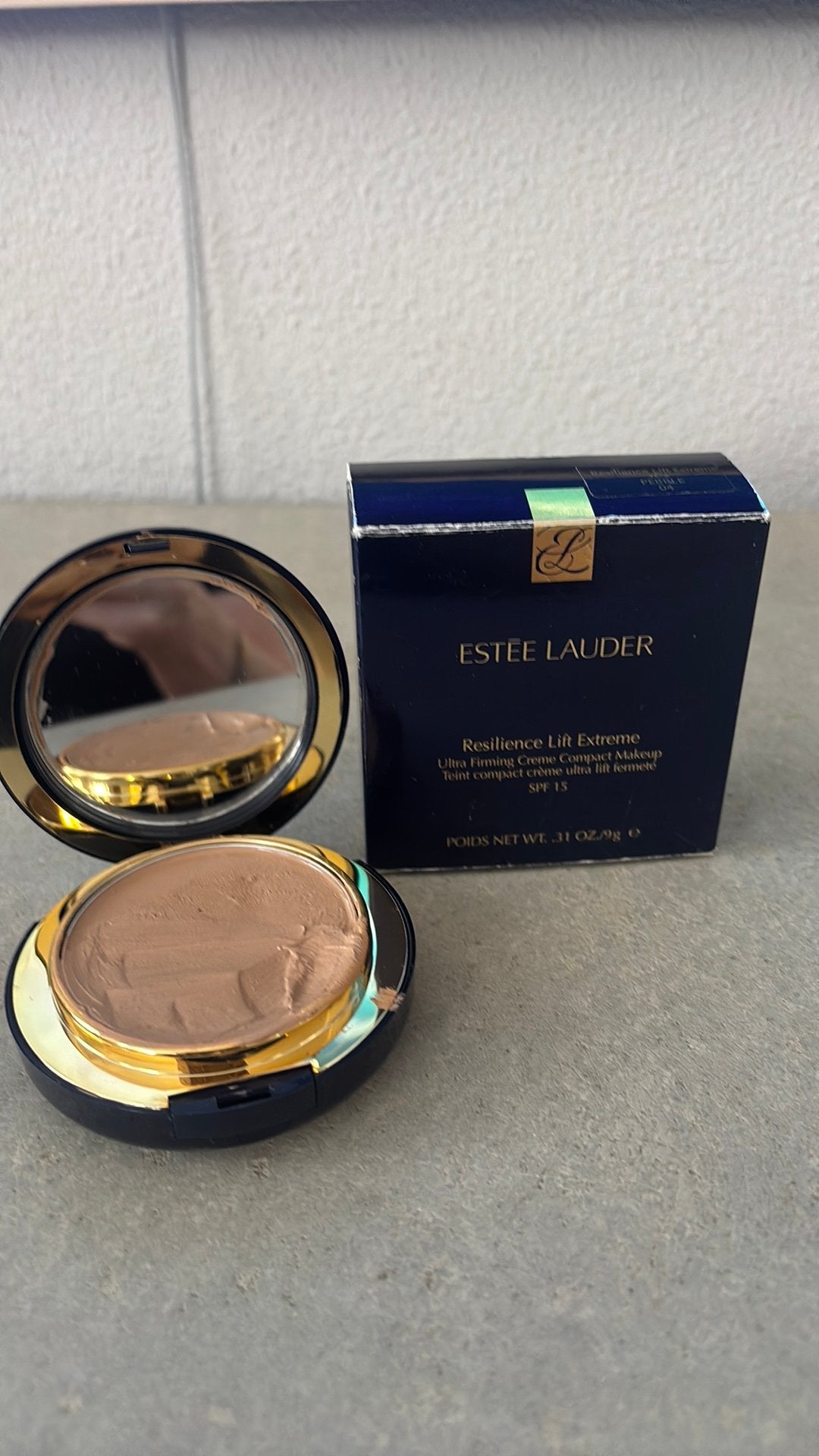 Estee Lauder Creme Compact foundation 3C2 Pebble, Gebruikt, Gehele gezicht, Beige, Ophalen of Verzenden