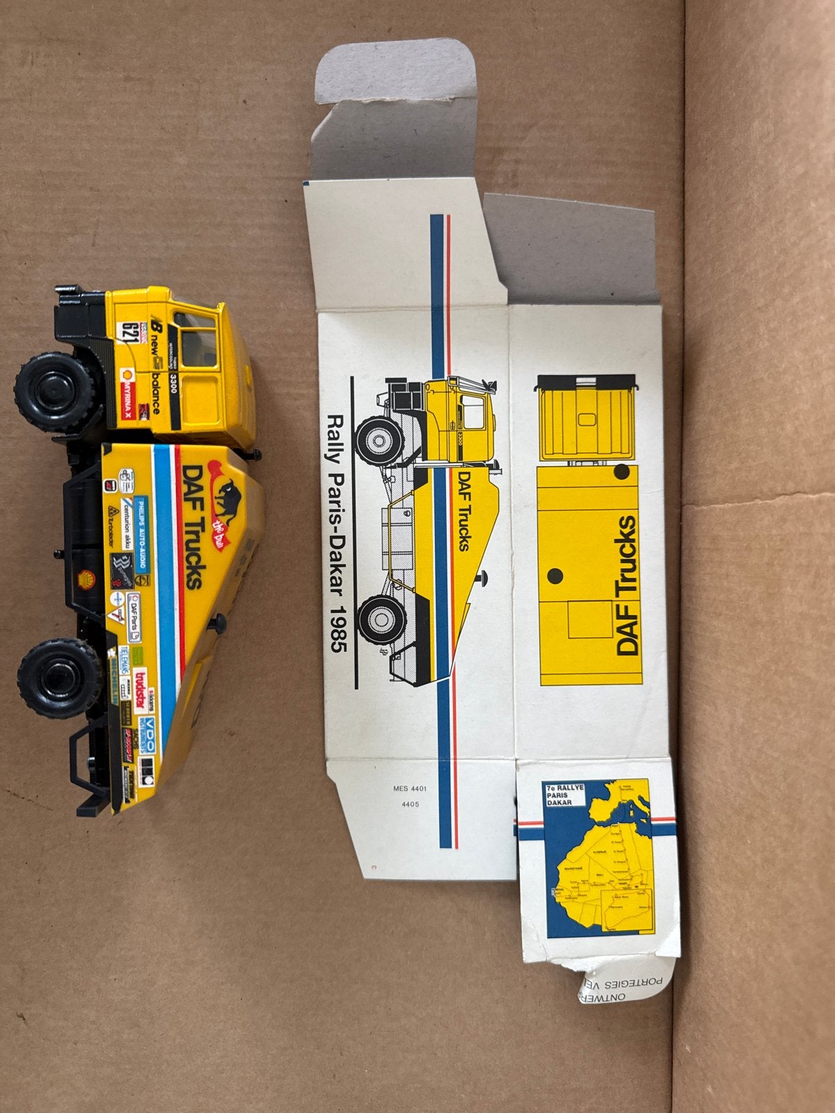 DAF Trucks Rally Paris-Dakar 1985 Modelauto, Ophalen of Verzenden, Zo goed als nieuw, Overige typen