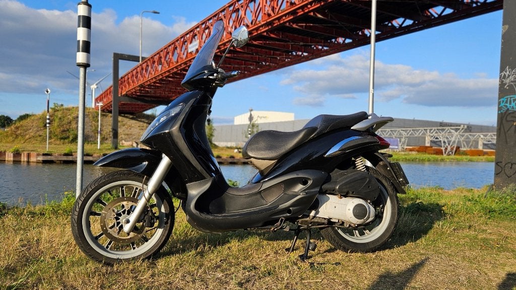 Piaggio Beverly 250 in Topstaat (Lage KM & Malossi Vario), Fietsen en Brommers, Scooters | Piaggio, 250 cc, Gebruikt, Overige modellen