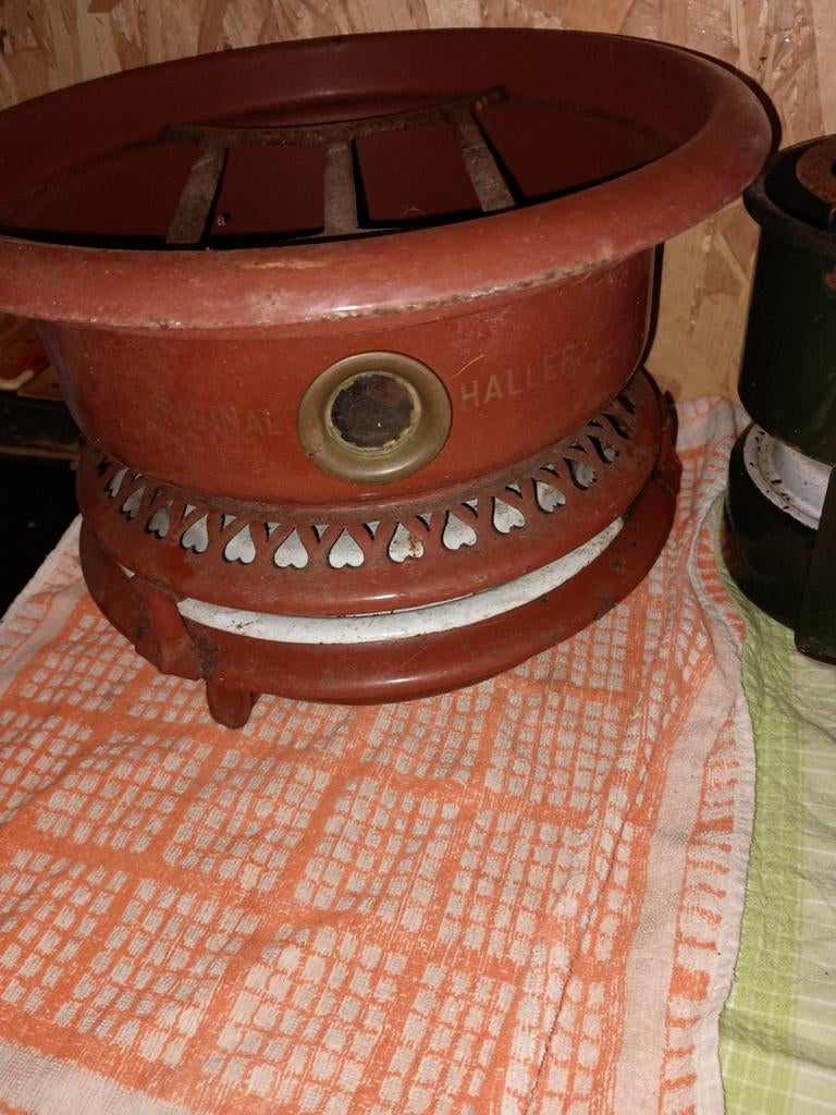 Petroleumstellen haller/ oliekachel,s, Ophalen