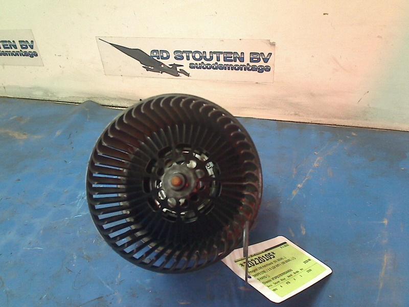 Kachel Ventilatormotor Peugeot 108 (2018-05/..) T918262, Kontakt-peugeot@peugeot.com, Gebruikt, Peugeot Deutschland GmbH, Bahnhofsplatz, Rüsselsheim 65423, , Duitsland