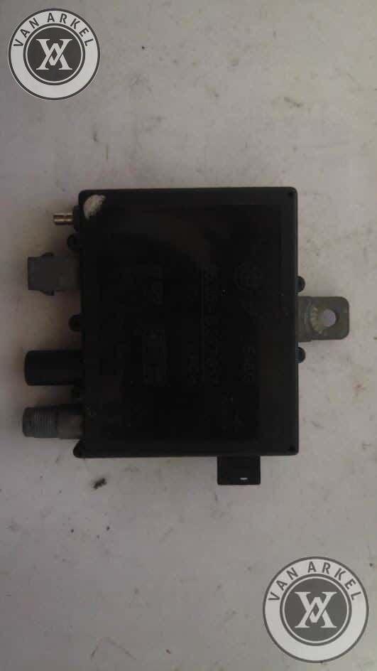 Bmw 3 Serie E46 Antenneversterker ZIJRUITANTENNE FM, Ophalen of Verzenden, -, -, -
