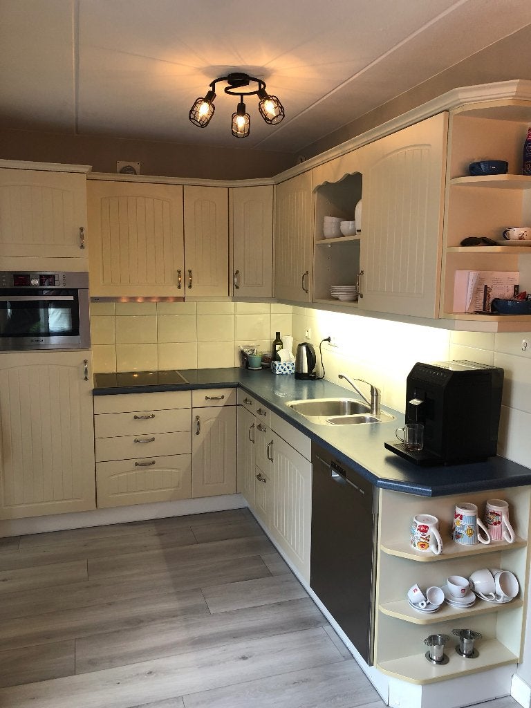 Keuken met apparatuur (ook los beschikbaar), Huis en Inrichting, Ophalen, Gebruikt, Hoekkeuken, Hout