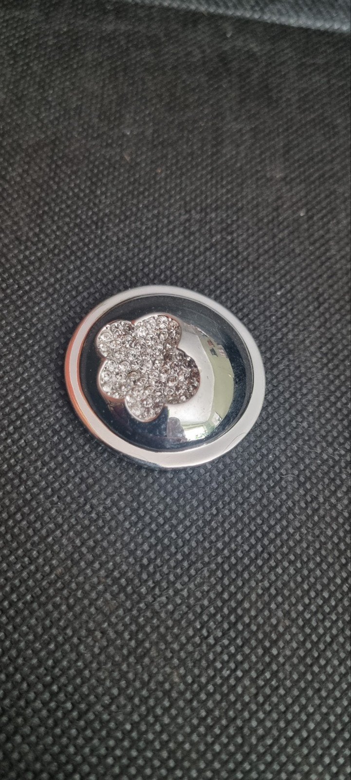 Quoins munt-volcano erupts 3,4cm met strass, Overige merken, Overige materialen, Gebruikt, Ophalen of Verzenden